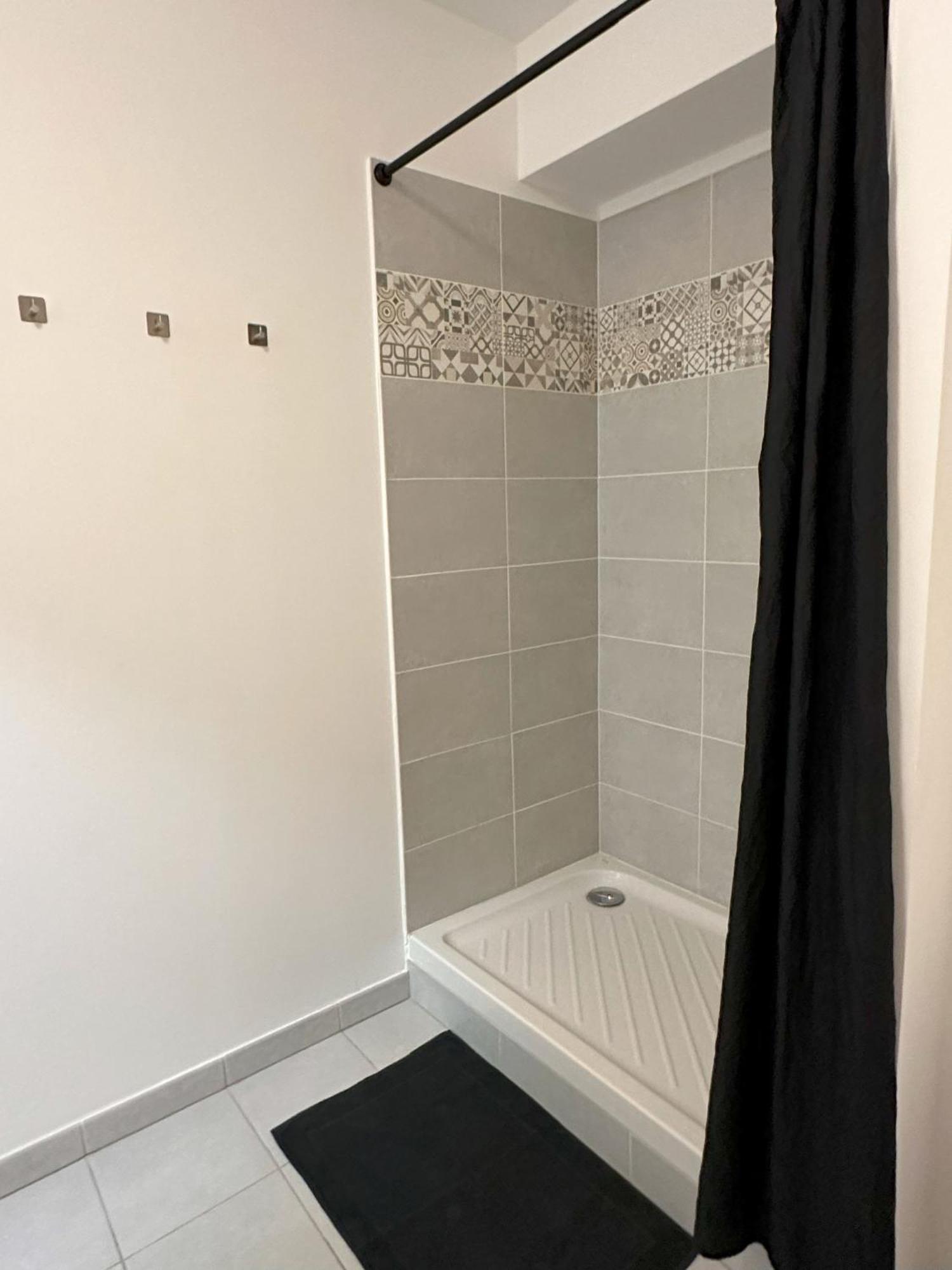 Appartement Cosy Au Stade De France Proche Paris 圣但尼 外观 照片